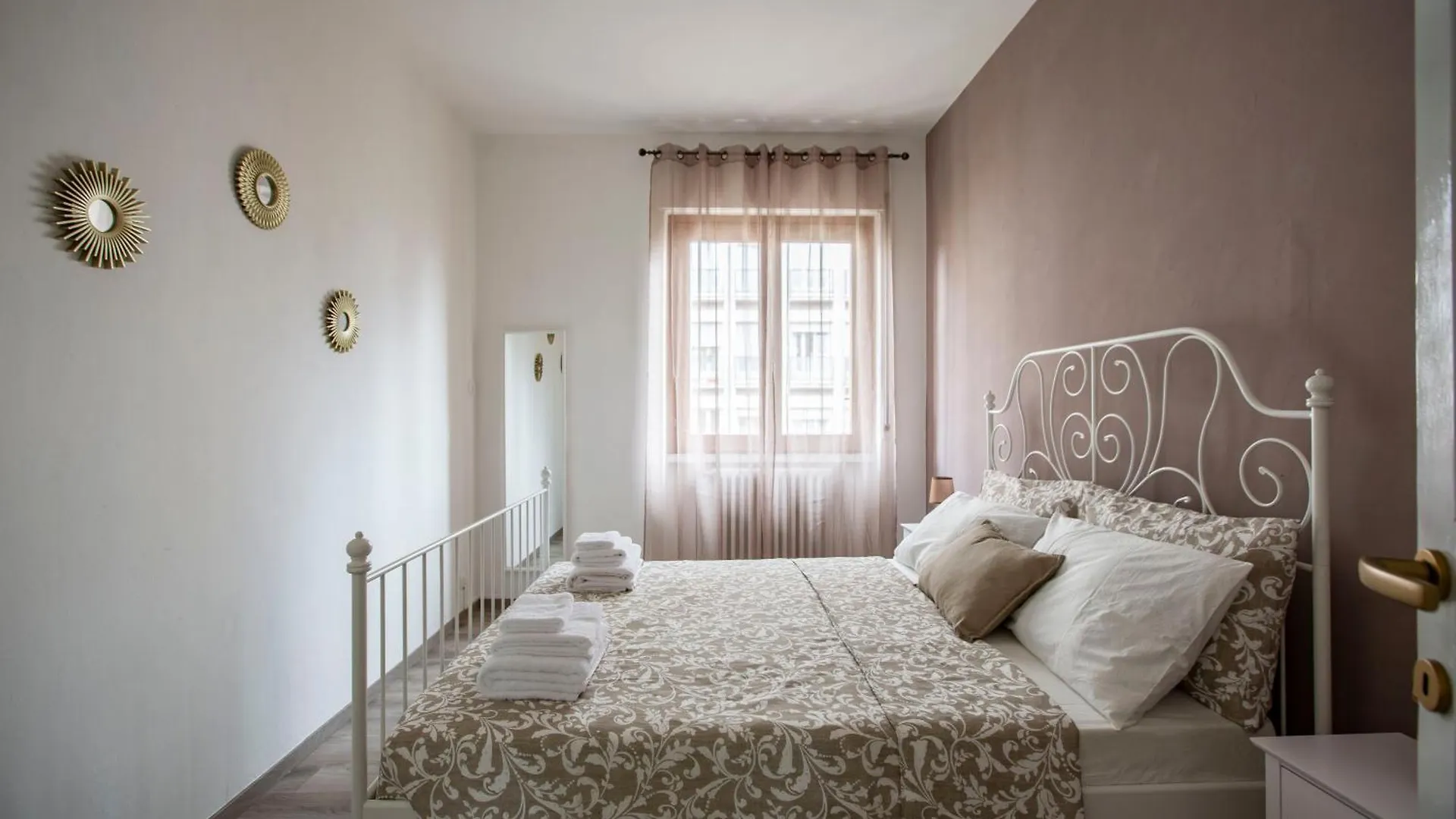 Apartament Como Lake-Near Historic Center Lecco Włochy